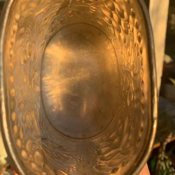 Free shipping! Vintage Silver Metal Box ~Grape & Vine Design~ - Picture 7 of 10